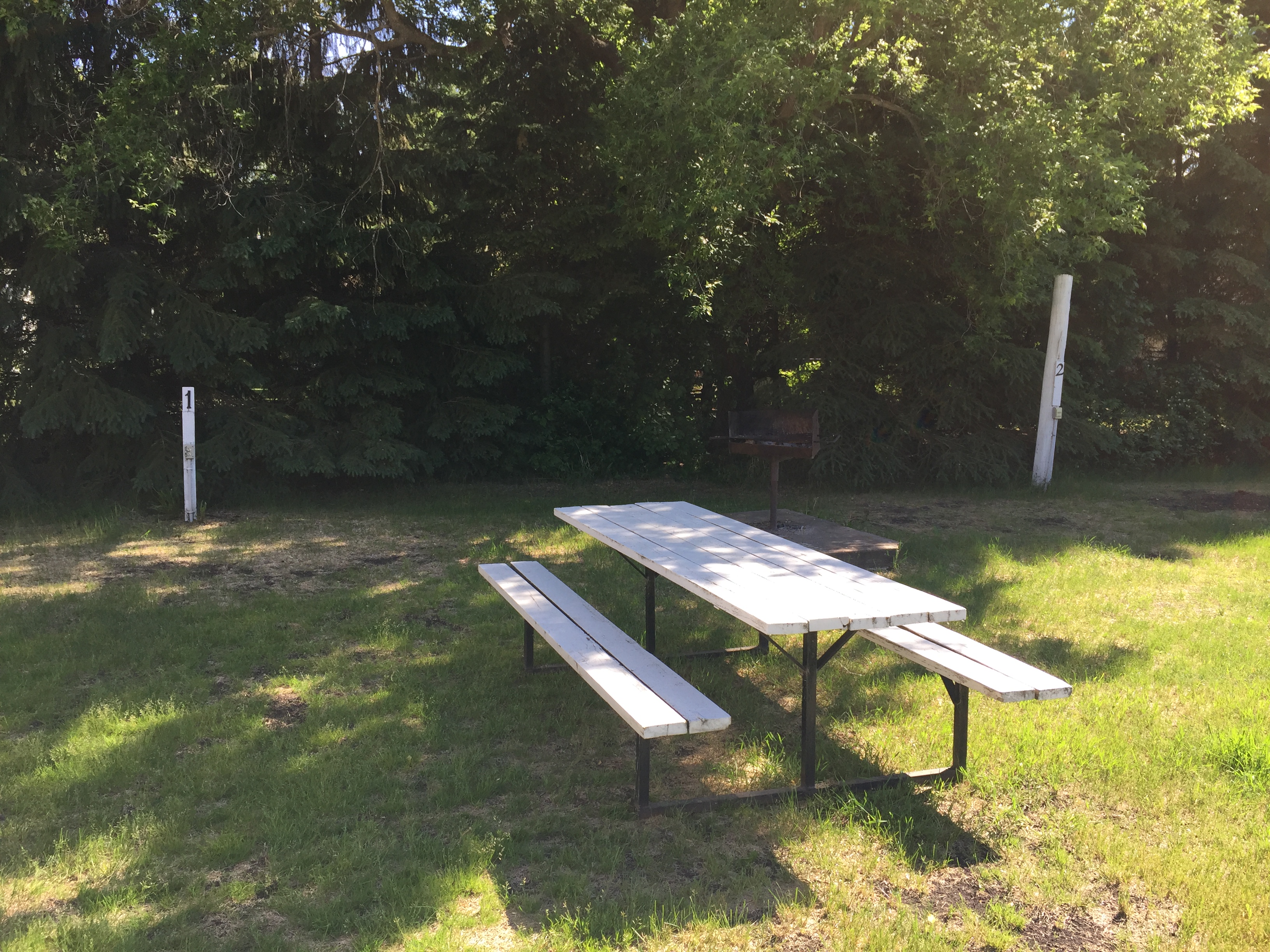 Each camping site has their own picnic table